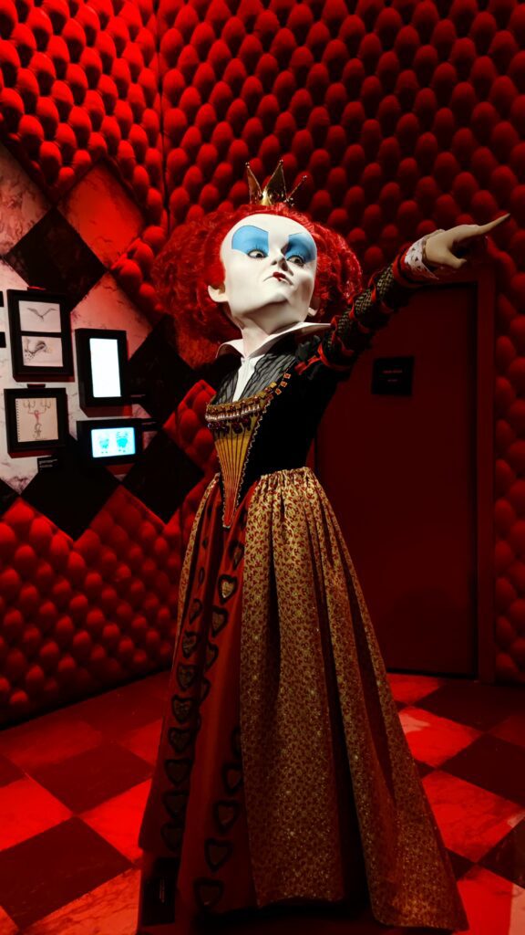 Queen of hearts TIm Burton labyrinth