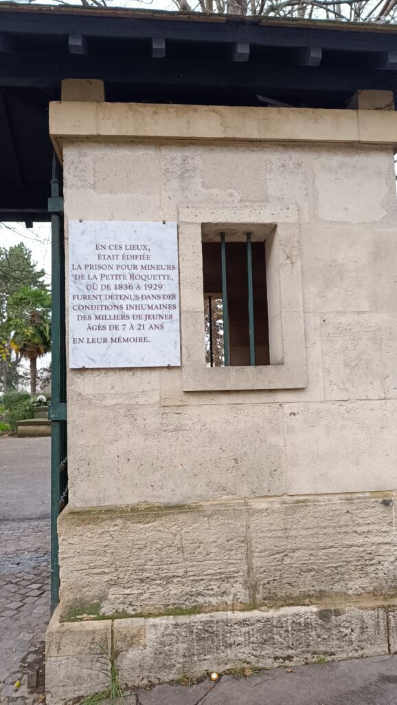 paris prison roquete square