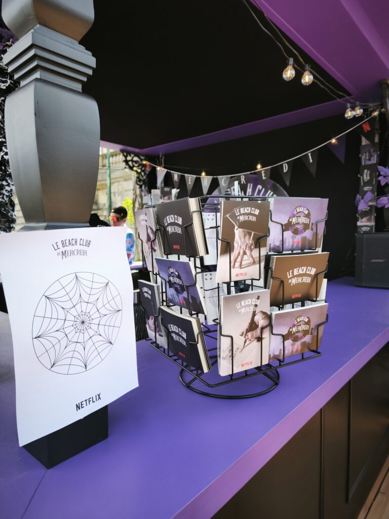 Complementary postcards Wednesday beach club paris