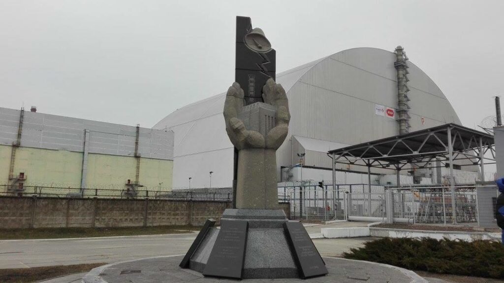reactor 4 chernobyl 2017