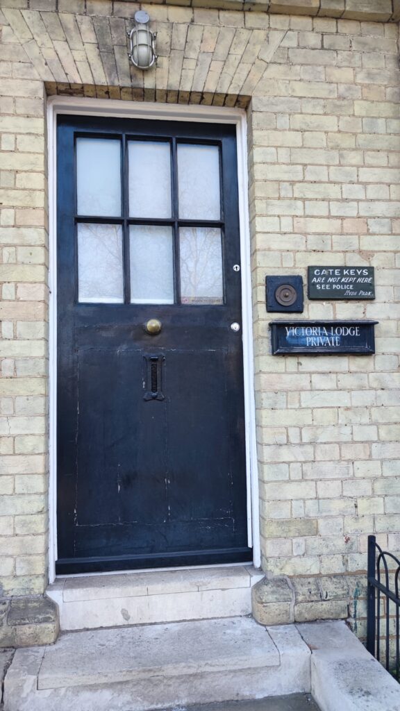 Hyde park pet cemetery lodge