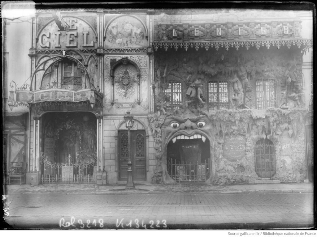 façade des cabarets le ciel et l'enfer